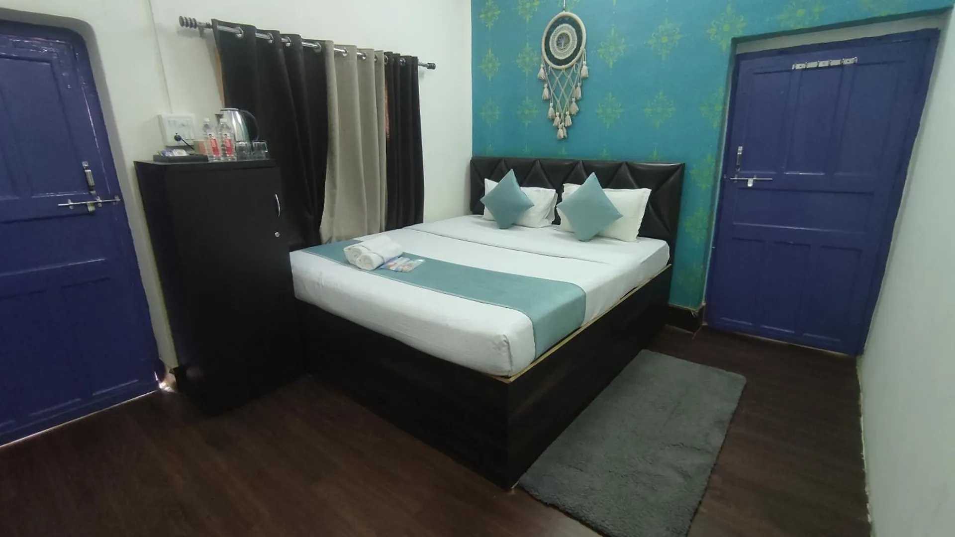 Inka Kashi Hostel Varanasi